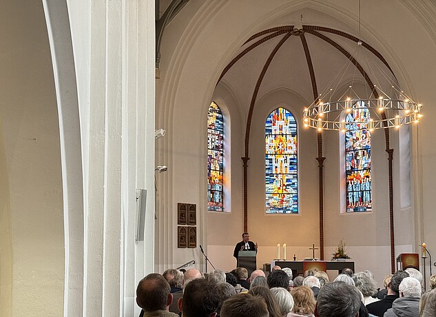 Verabschiedung Propst Drope Christuskirche in voller Christuskirche