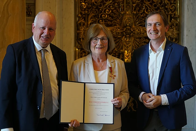 Auszeichnung Bundesverdienstkreuz für Frau Möller-Fiedler
