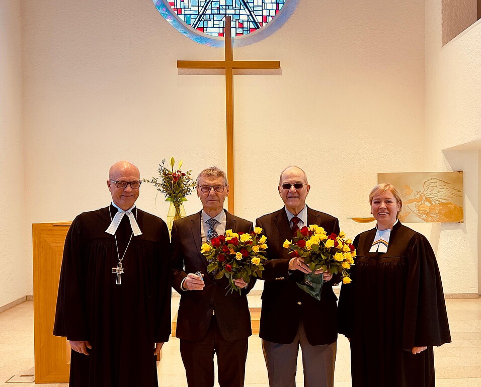 Ehrung von Dr. Hähne und Dr. Grünberg mit Ansgar-Kreuz, festlicher Gottesdienst unter Leitung von Frie Bräsen und Julia Issa  