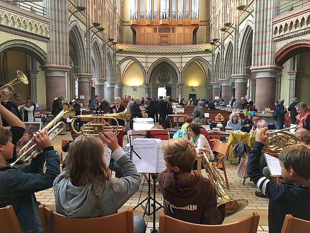 Bücherbasar in St. Johannis in Hamburg-Altona. Kirchenkreis Hamburg-West/Südholstein